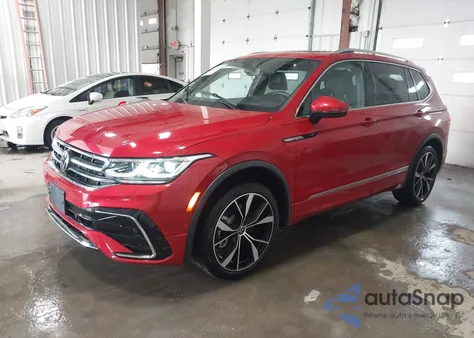2024 Volkswagen Tiguan 2.0T Sel R-Line z USA, uszkodzony, nr VIN 3VV4B7AX0RM056340